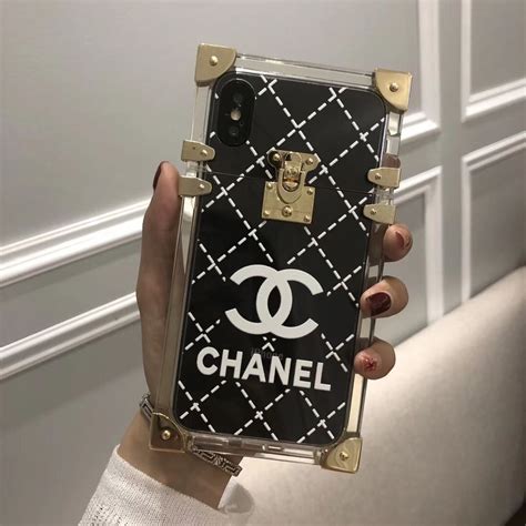 chanel phone cade